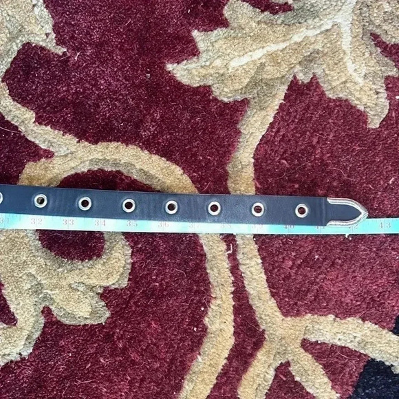 Kendall & Kylie Women’s Black Vegan Belt with Silver-Tone Buckle Accents M/L - Picture 13 of 13